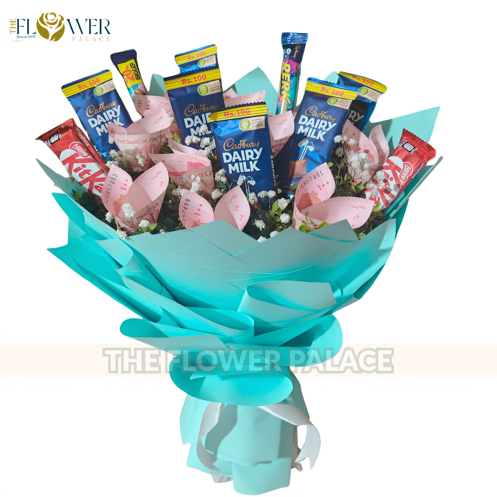 money bouquet with chocolates