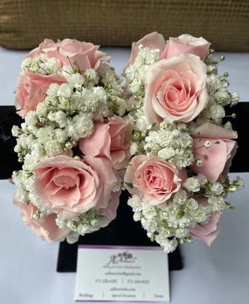 Light Pink Rose and Baby's Breath Gajray