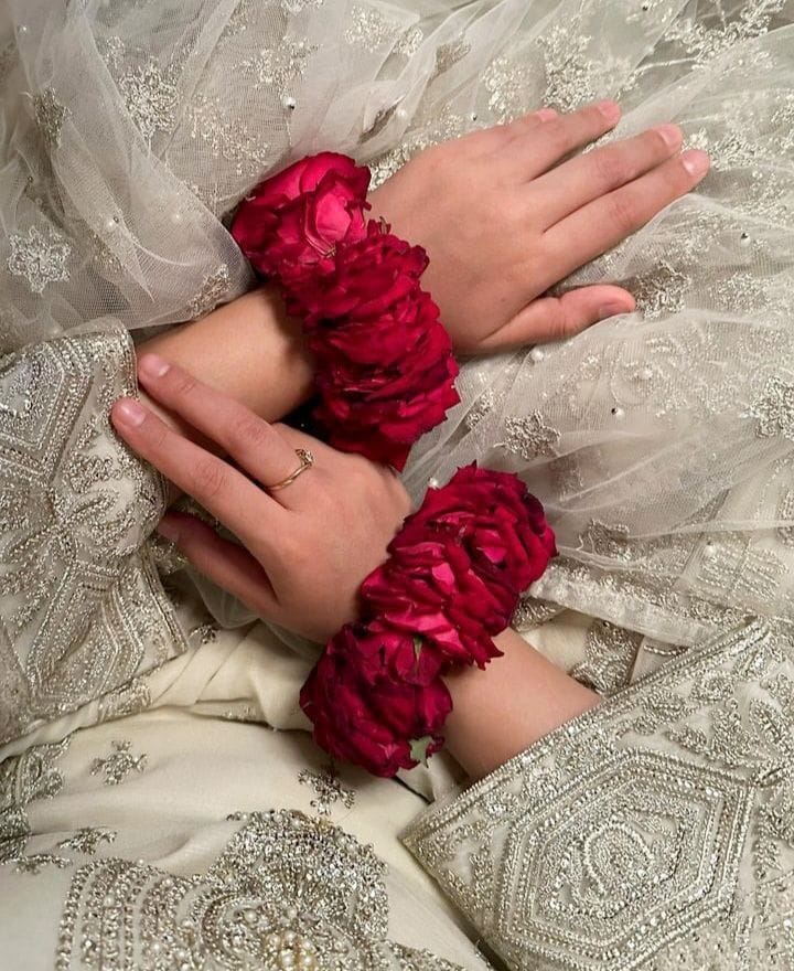 Red Rose Gajray